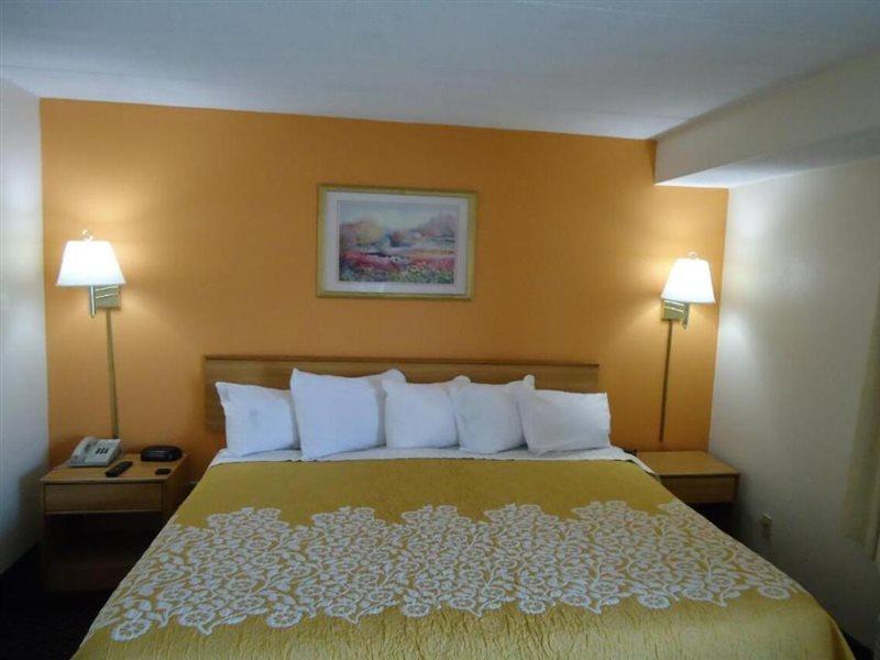 Red Roof Inn Somerset, Pa Exterior foto